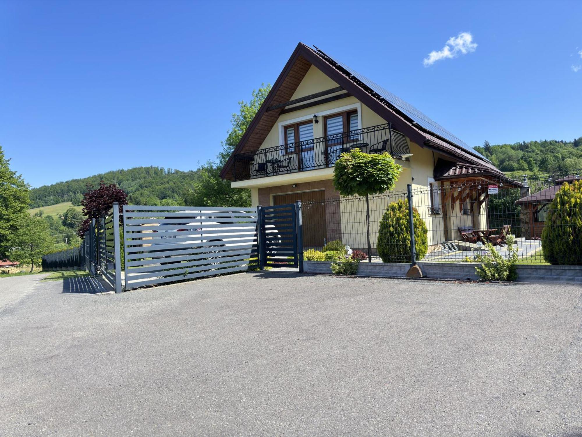 Wilkowyja Farm stay *